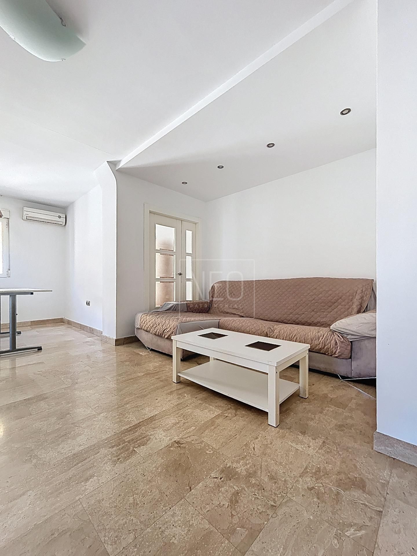 Sala d'estar de Pis en venda en  Granada Capital amb Aire condicionat