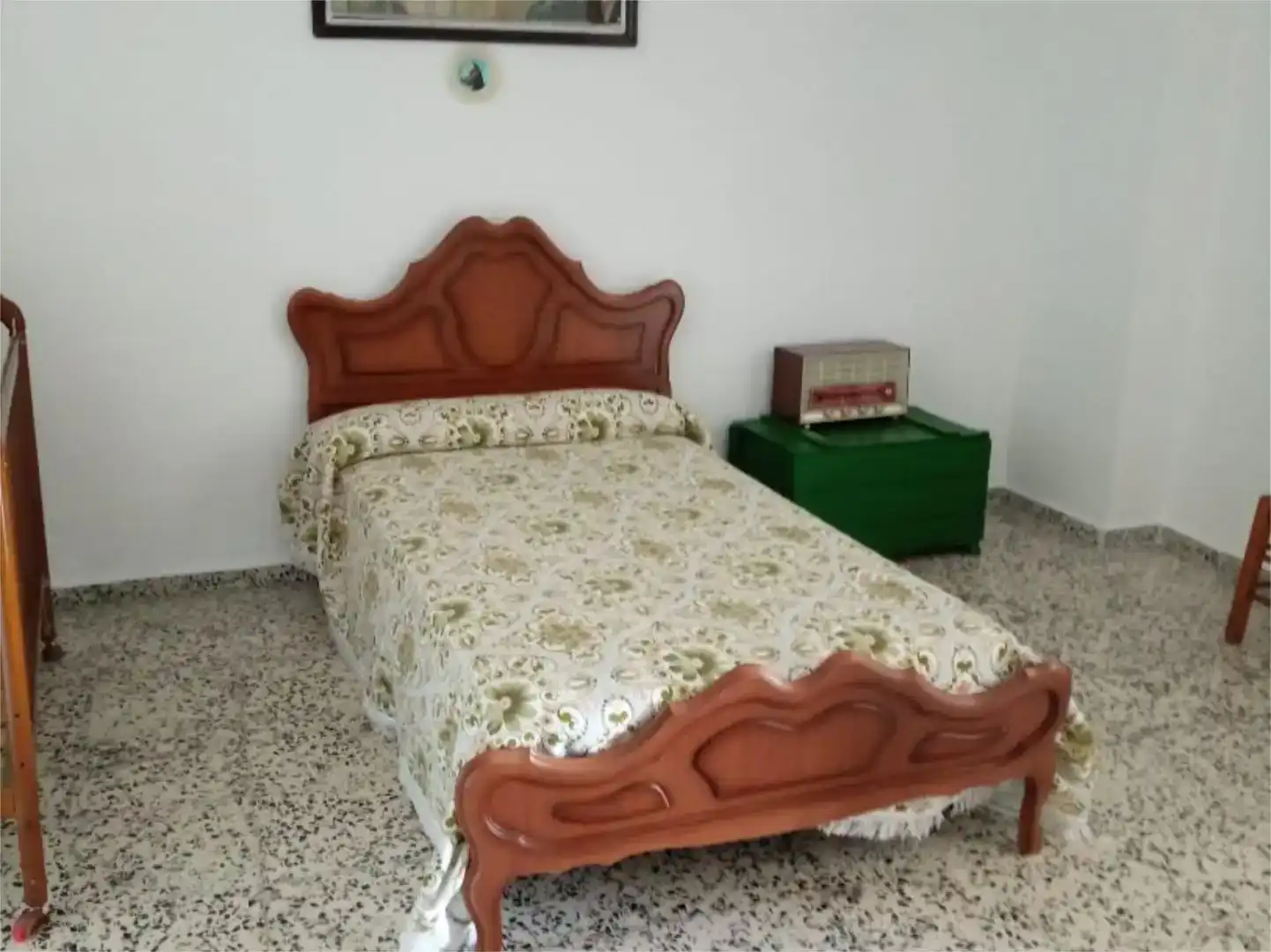 Dormitori de Casa adosada en venda en Castillo de Locubín amb Balcó