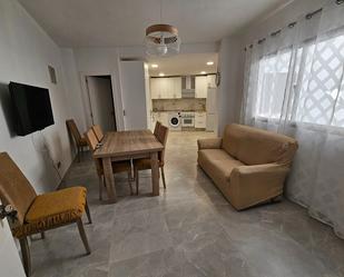 Wohnzimmer von Wohnung miete in Monda mit Möbliert, Ofen und Waschmaschine