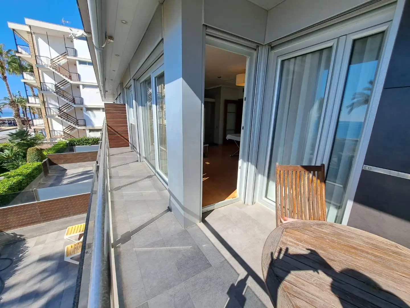 Apartamento con piscina en venta en Paseo Miramar 60, imagen 12