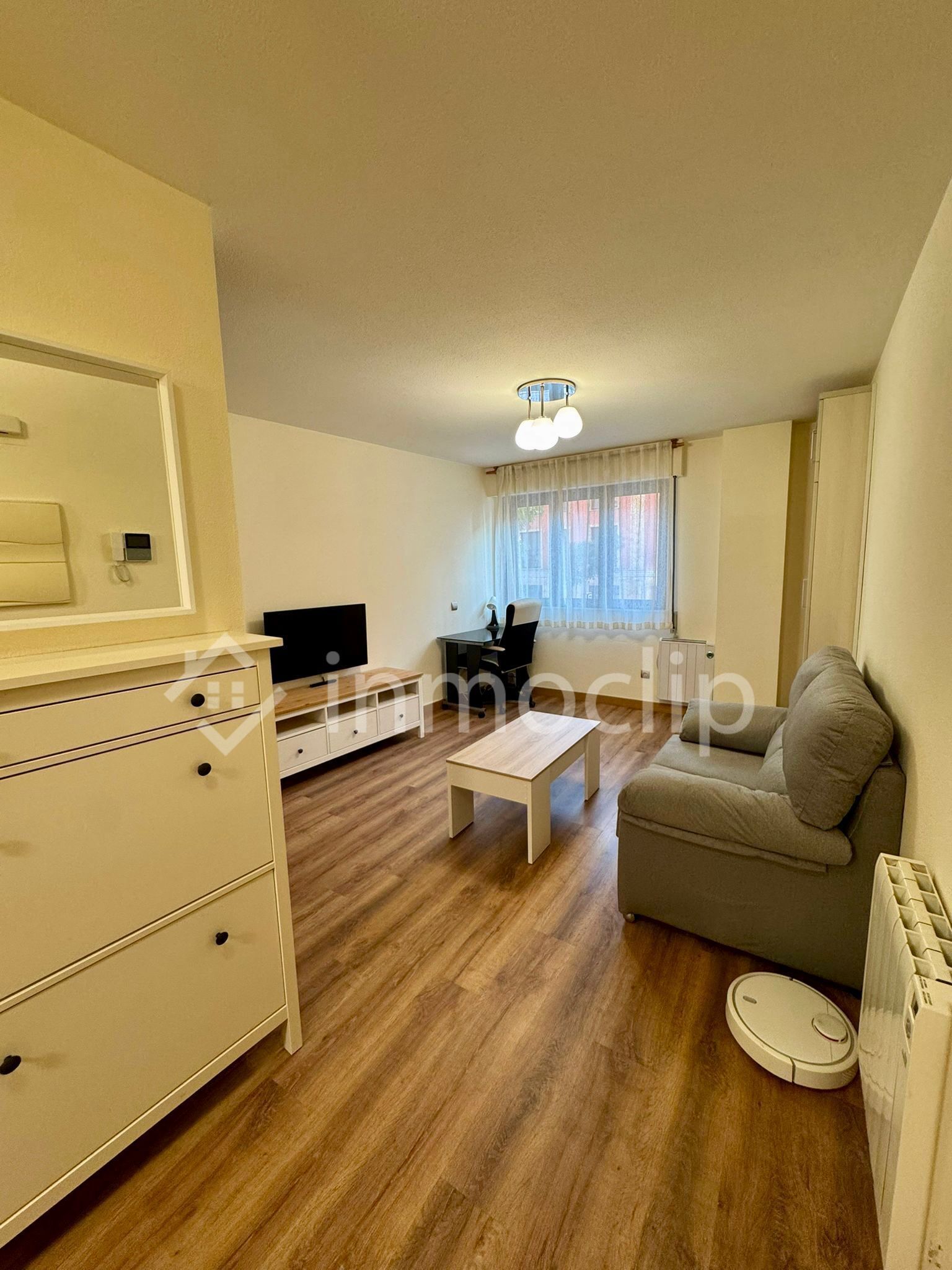 Sala de estar de Estudio en venta en Salamanca Capital con Calefacción