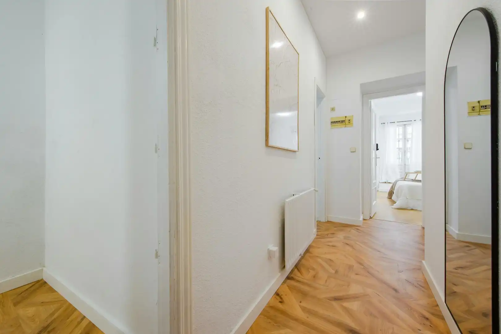 Flat for rent in Madrid  with Washing machine and TV