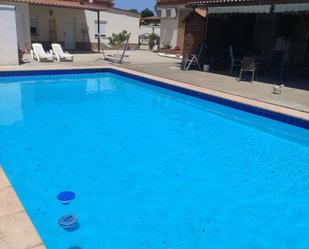 Swimming pool of House or chalet for sale in Alcalá de Guadaira  with Air Conditioner, Heating and Private garden