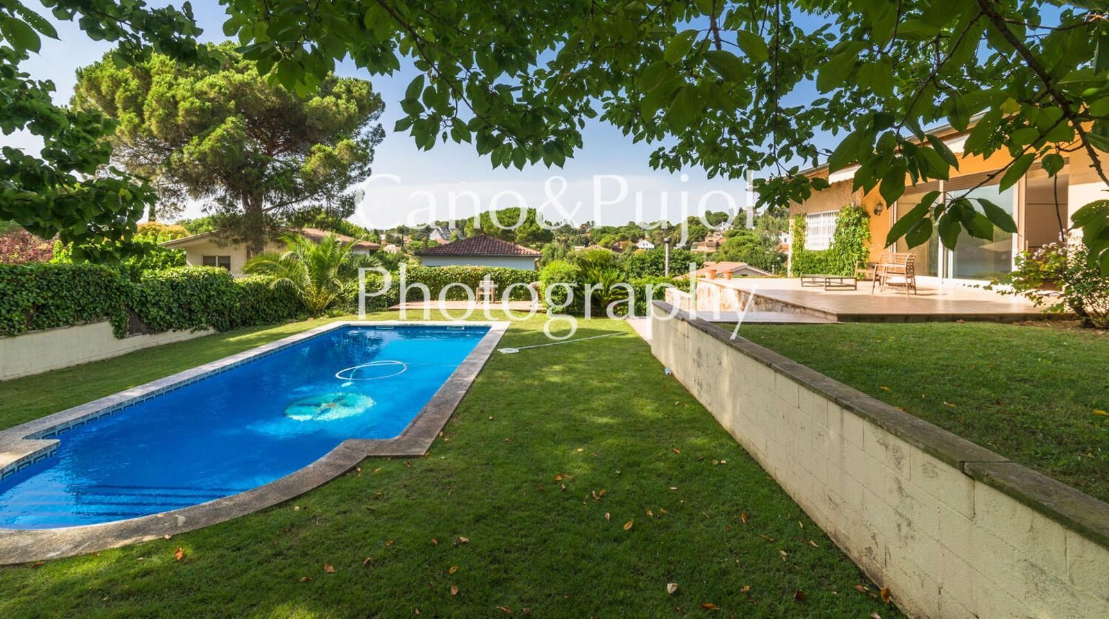 Jardí de Casa o xalet en venda en Sant Cugat del Vallès amb Aire condicionat, Calefacció i Terrassa
