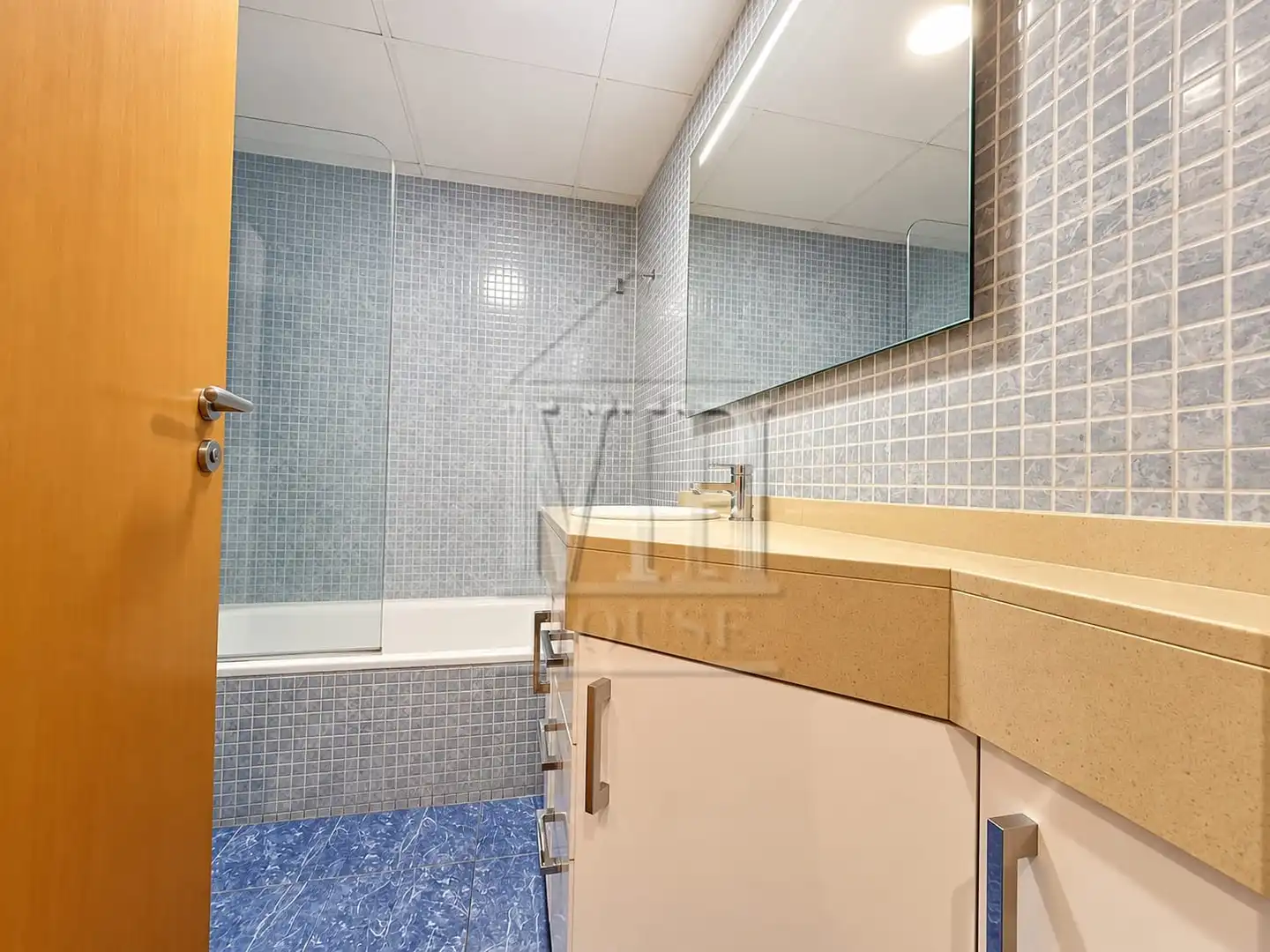 Flat with terrace for sale in Carrer del Doctor Robert, imagen 42