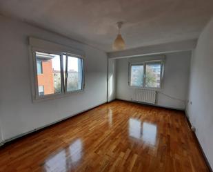 Bedroom of Flat to rent in Gijón   with Terrace