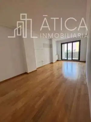 Vista exterior de Piso en venta en Villares de la Reina con Calefacción, Terraza y Trastero