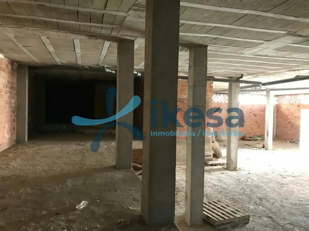 Local comercial en venda a Torredelcampo, imagen 7