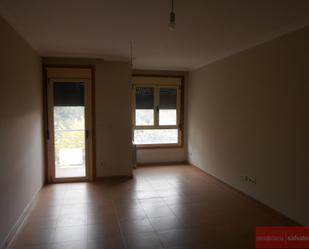 Flat to rent in Salvaterra de Miño  with Balcony