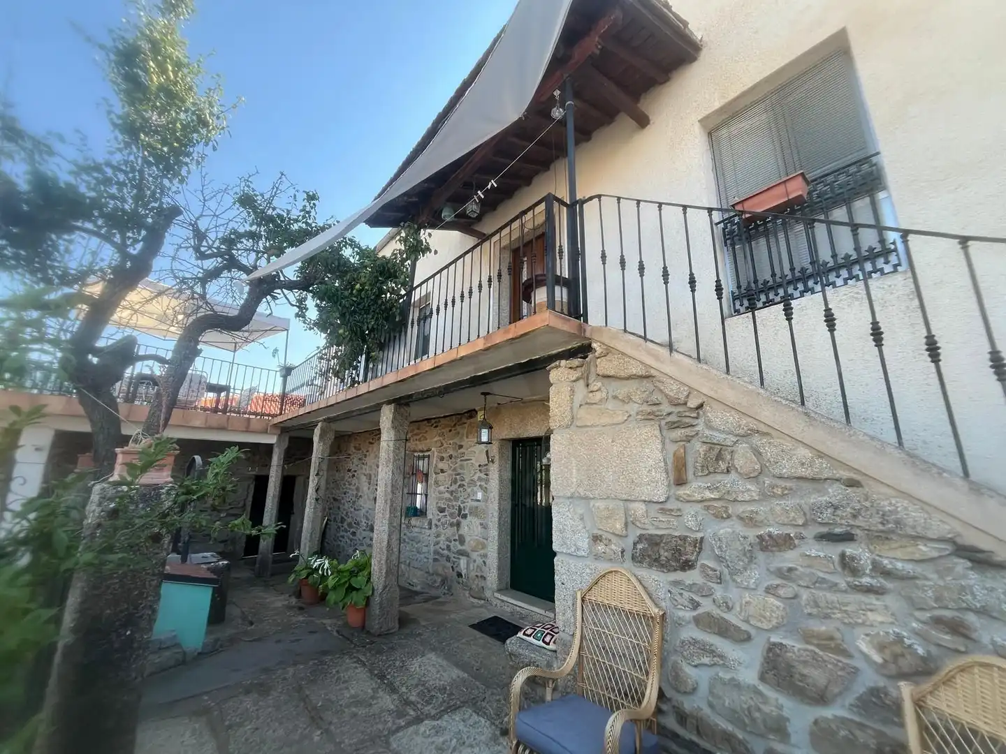 Vista exterior de Finca rústica en venda en Aldea del Obispo amb Terrassa