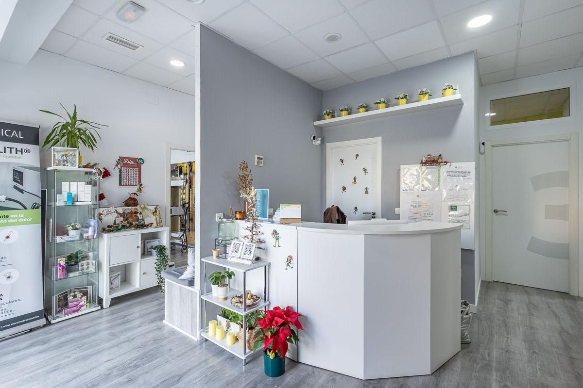 Premises for sale in  Granada Capital