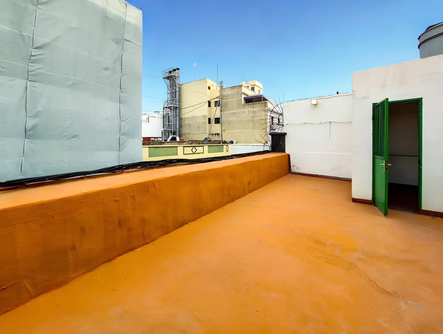 Terrassa de Casa o xalet en venda en Las Palmas de Gran Canaria amb Terrassa, Traster i Moblat
