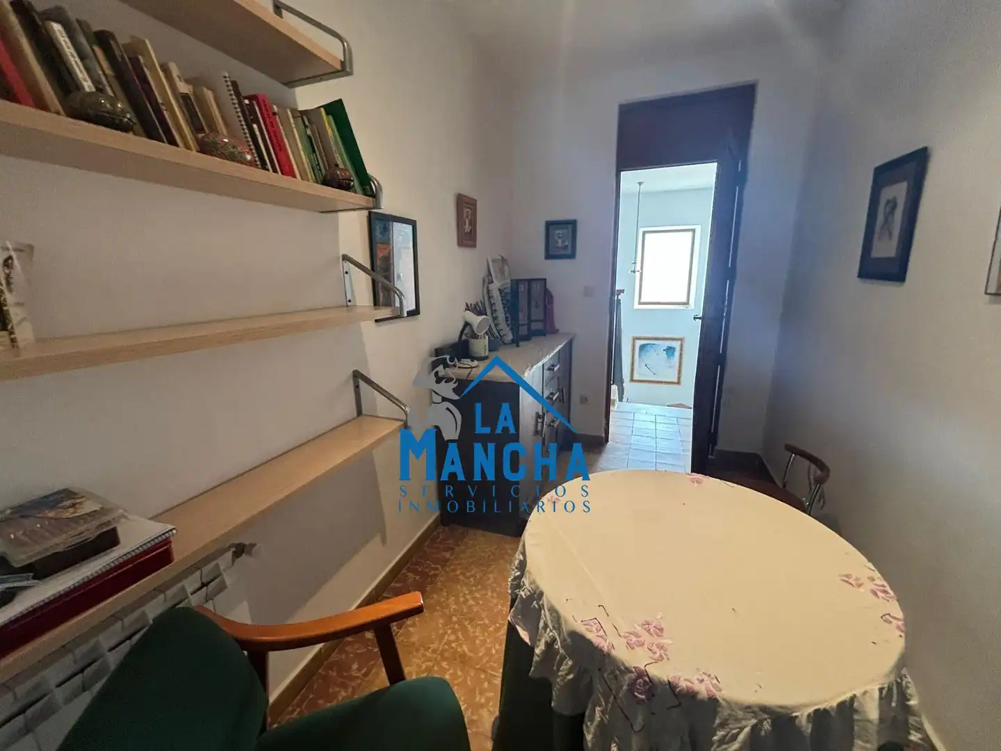 Casa o chalet en venta en Hoya-Gonzalo con Calefacción, Jardín privado y Amueblado