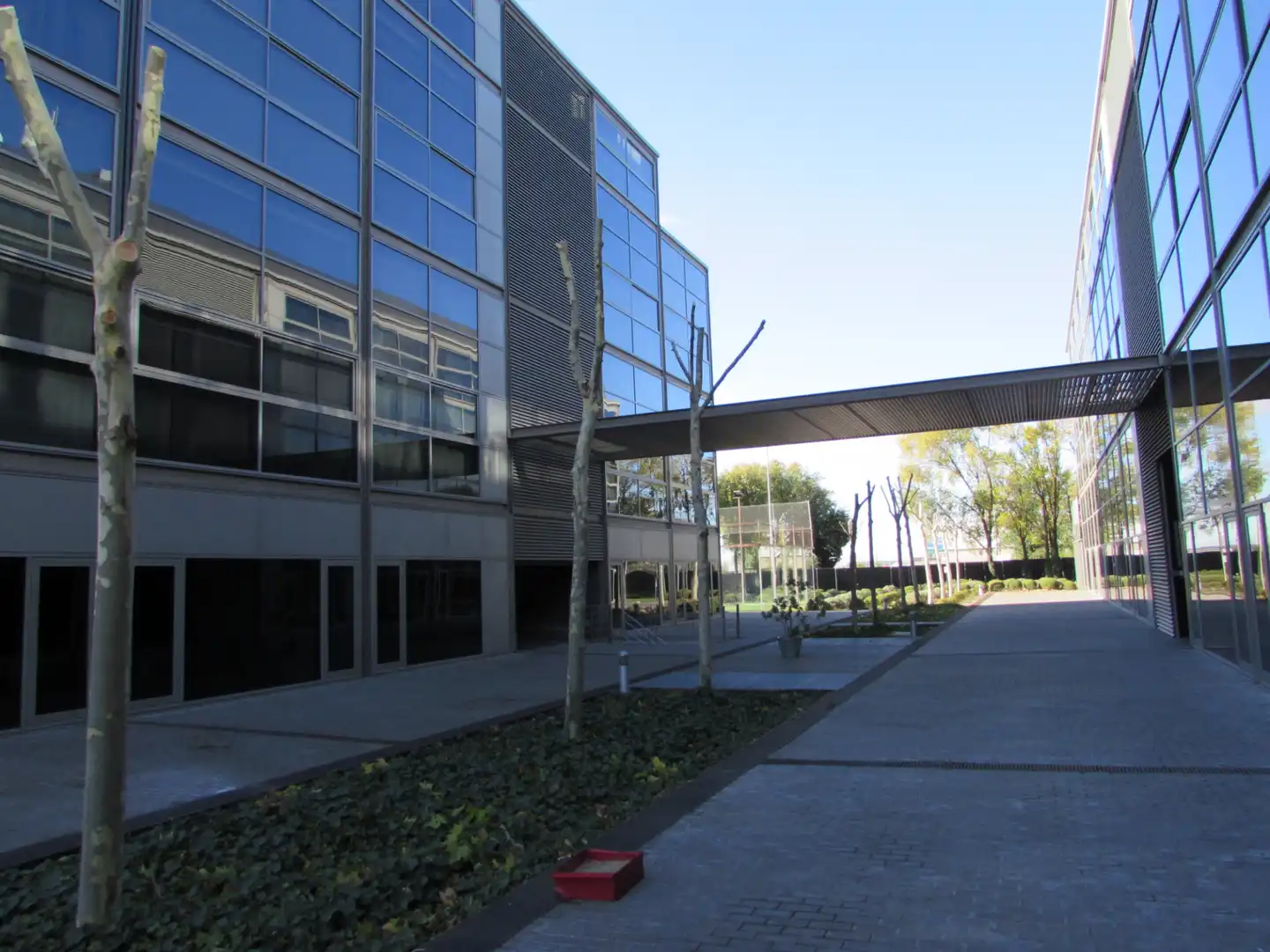 Vista exterior de Loft en venda en Alcalá de Henares amb Aire condicionat, Calefacció i Internet