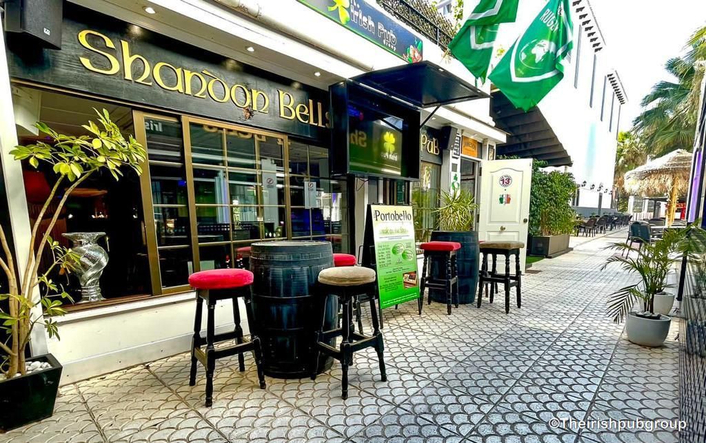 Terraza de Local en traspaso en Orihuela con Aire acondicionado y Amueblado