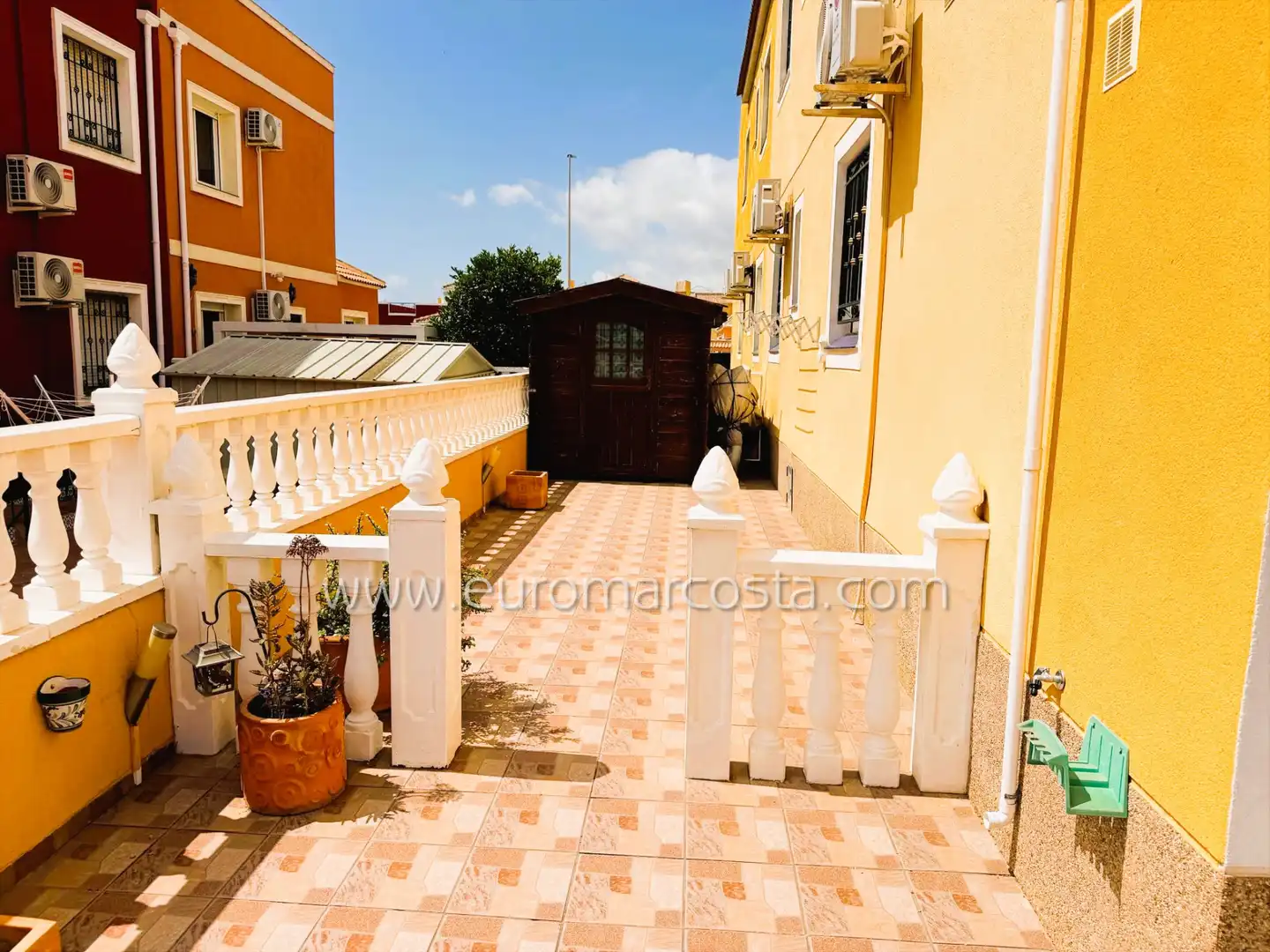 Bungalow con piscina en venta en Avenida Riegos de Levante, imagen 26