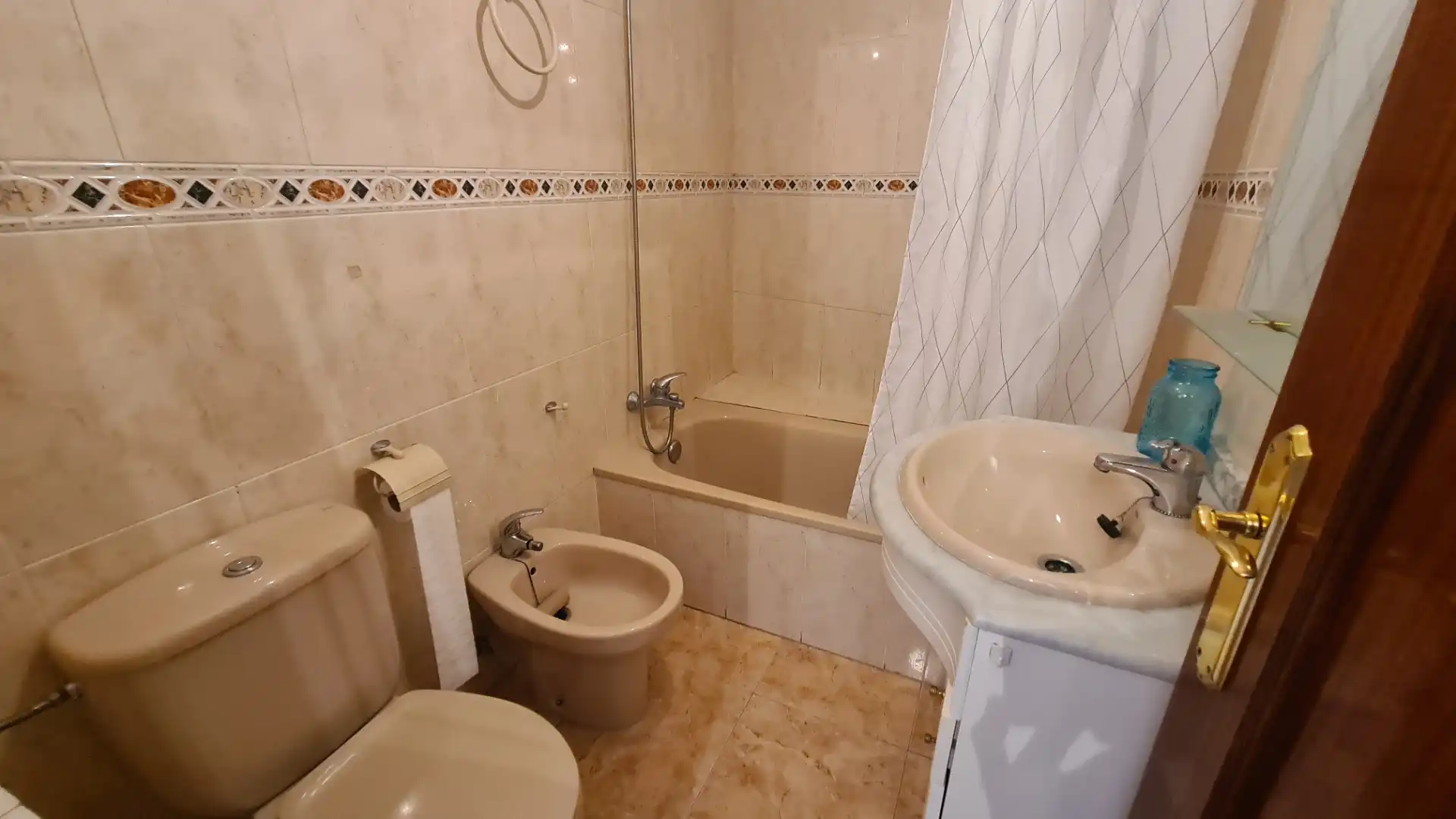 Baño de Dúplex en venta en Zamora Capital  con Calefacción, Terraza y Horno