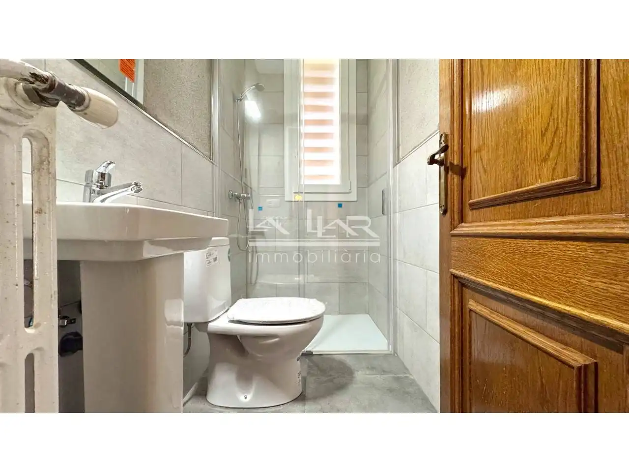 Bany de Casa o xalet en venda en Vic amb Calefacció, Jardí privat i Parquet