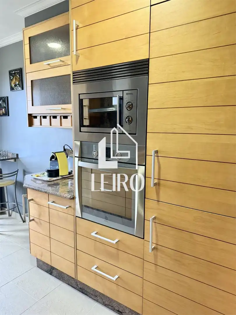 Duplex with lift for sale in Cambados, imagen 5