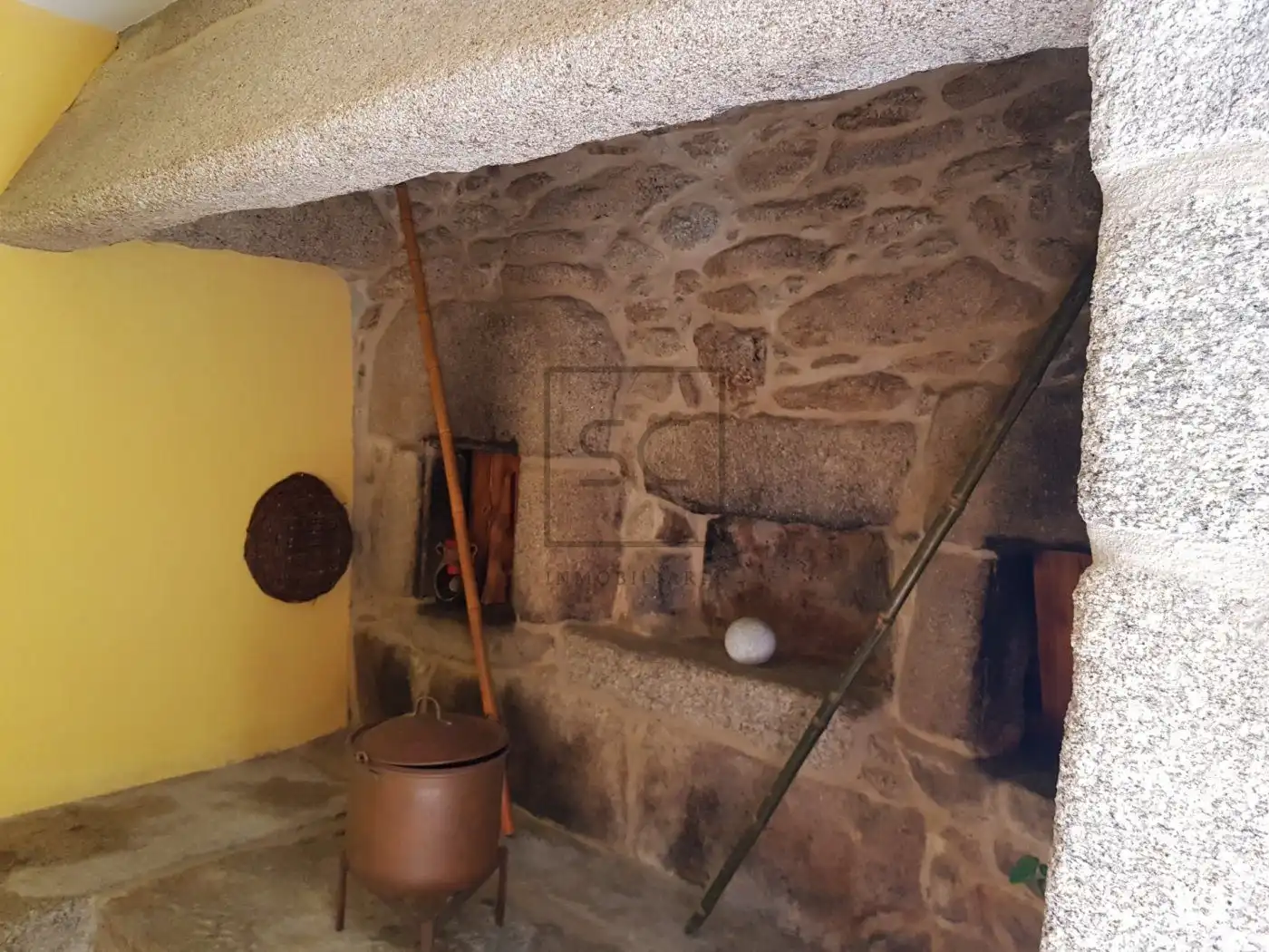 Küche von Country house zum Verkauf in Laxe mit Heizung, Terrasse und Möbliert