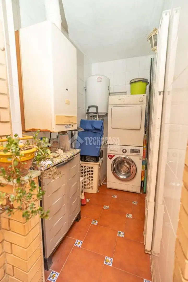 Piso en venta en Linares con Aire acondicionado y Calefacción