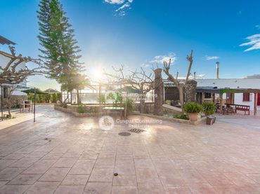 Xalet amb piscina en venda a Orihuela ciudad