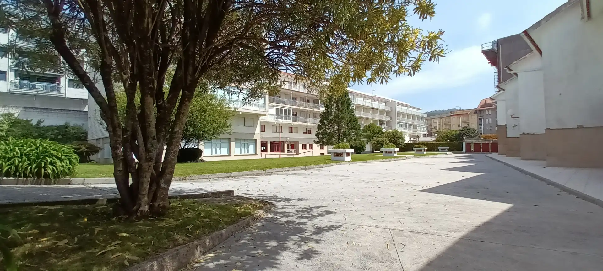 Vista exterior de Dúplex en venta en Sanxenxo con Terraza, Balcón y Piscina comunitaria