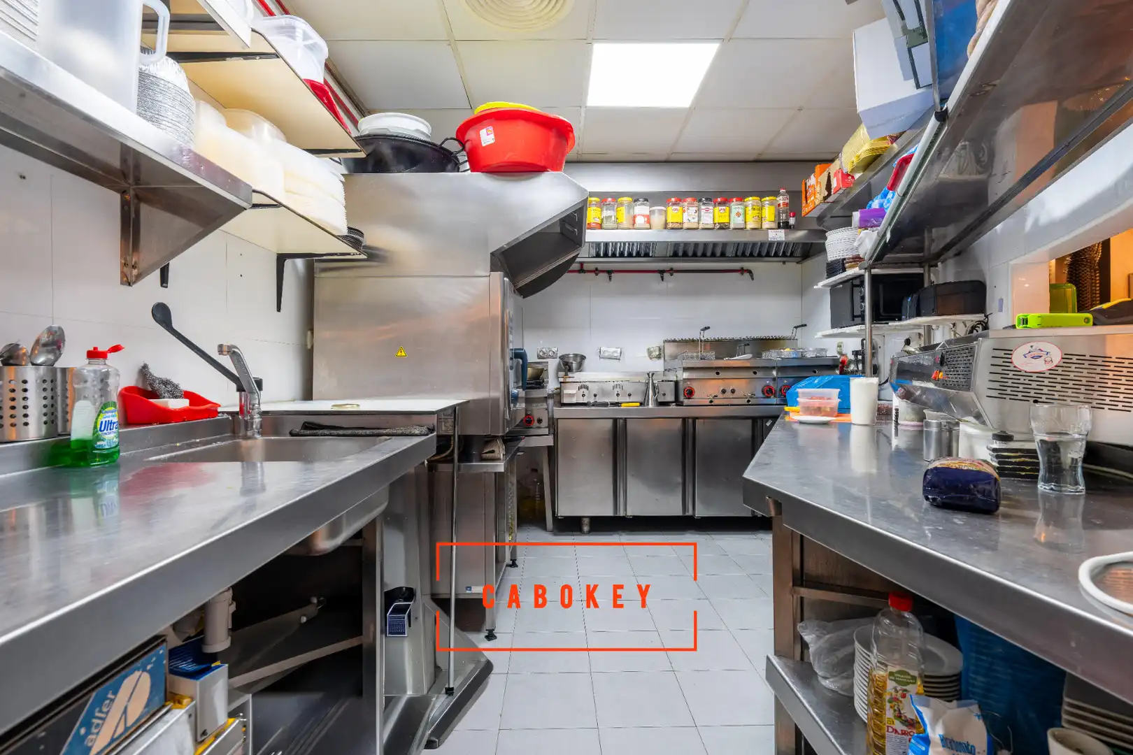 Cocina de Local en traspaso en Almería con Aire acondicionado, Calefacción y Amueblado