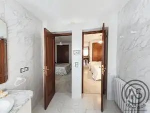 Dormitori de Casa o xalet en venda en La Puebla de Híjar amb Aire condicionat, Calefacció i Jardí privat