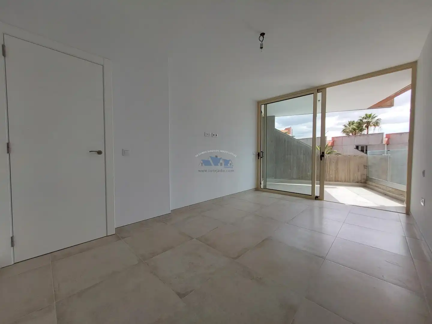 Piso en venta en Arona con Piscina comunitaria