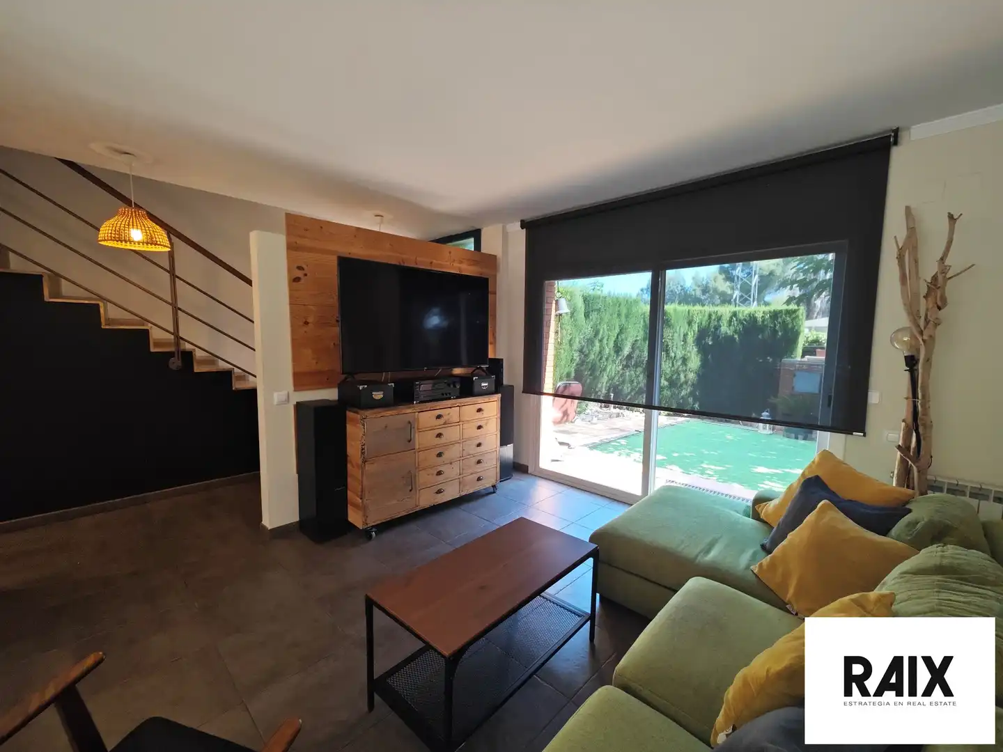 Casa adosada en venta en Carrer Garbi, Viladecavalls