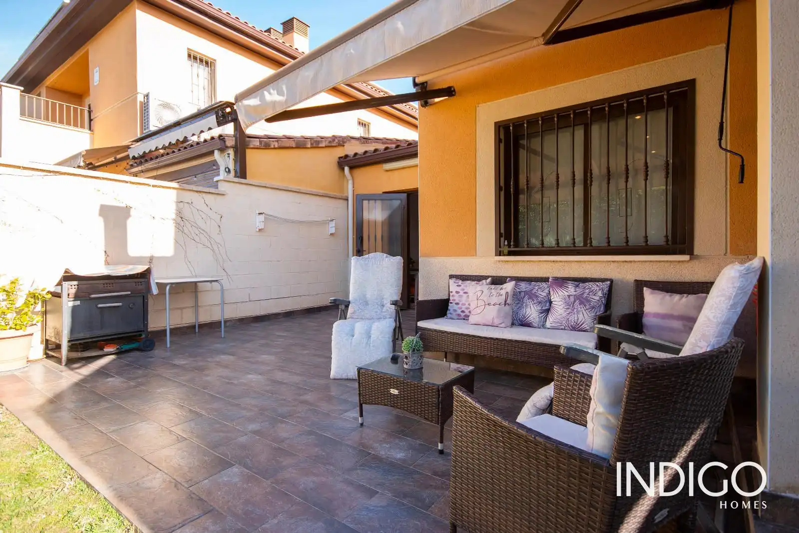 Terrassa de Casa adosada en venda en Alicante / Alacant amb Aire condicionat, Jardí privat i Piscina