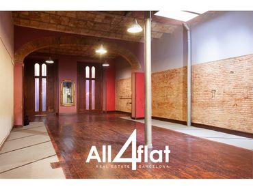 Local comercial de lloguer a Calle NOU DE SANT FRANCESC