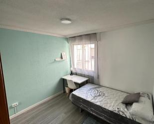Dormitori de Apartament per a compartir en Getafe amb Aire condicionat, Calefacció i Moblat
