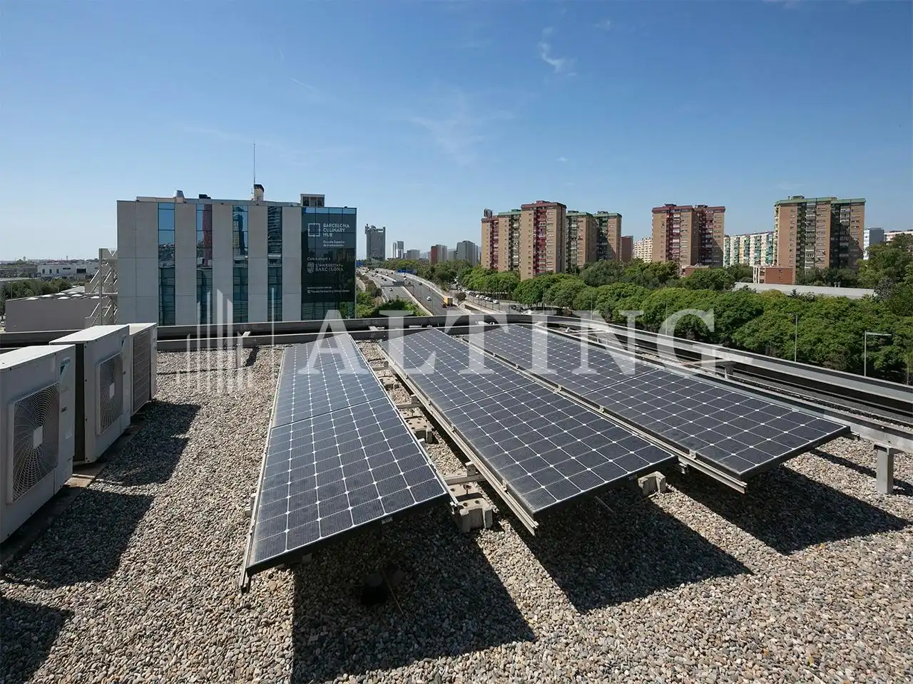 Terrasse von Gebäude zur Miete in L'Hospitalet de Llobregat
