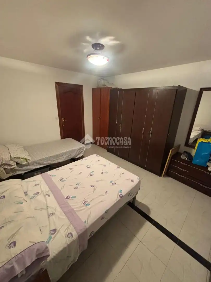 Habitación de Casa adosada en venta en Madrid con Aire acondicionado y Amueblado