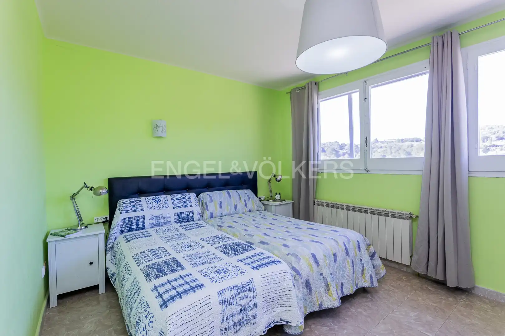 Habitación de Finca rústica en venta en Sant Quintí de Mediona con Calefacción, Jardín privado y Trastero