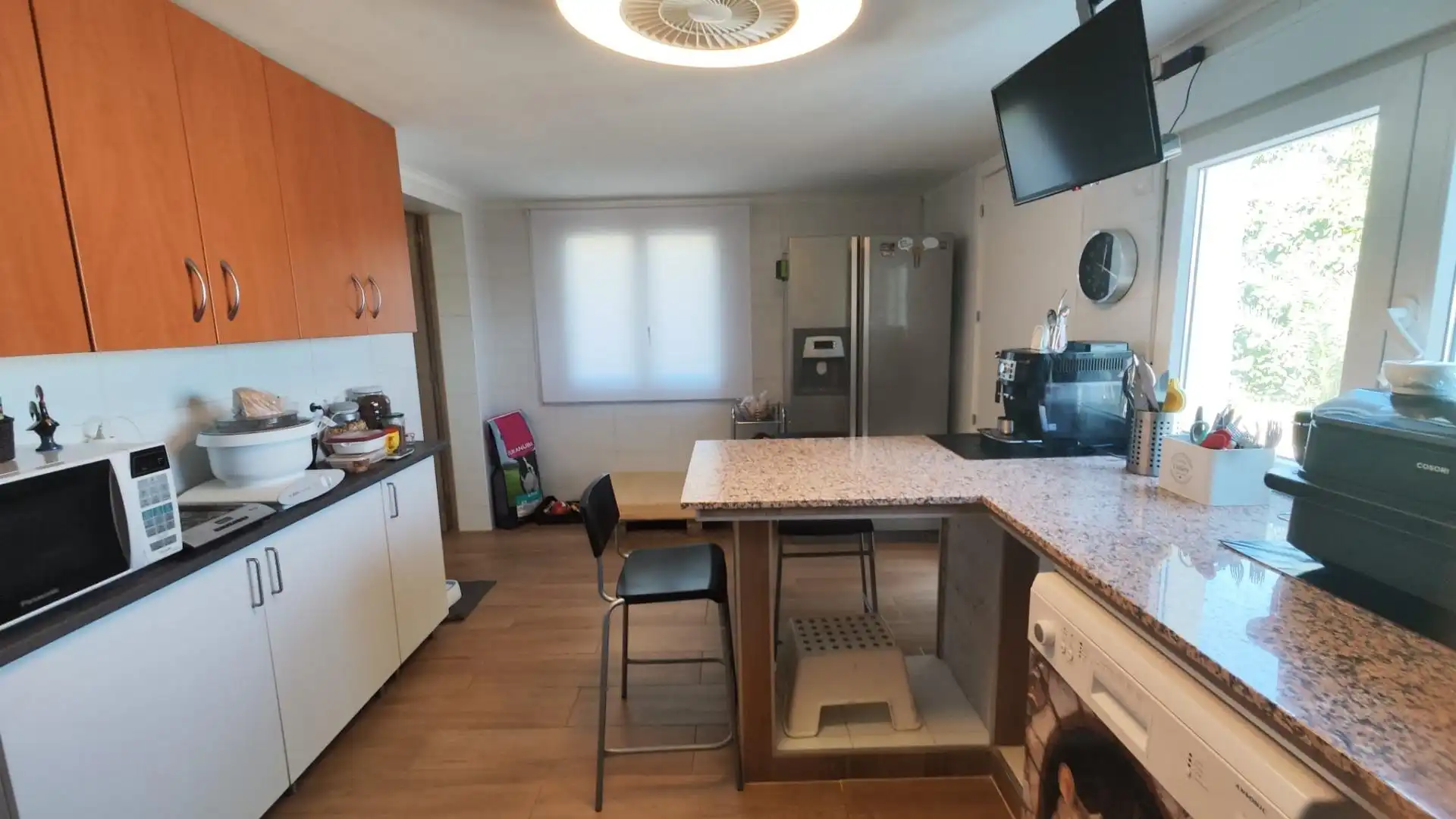 Cocina de Casa o chalet en venta en Torrejón del Rey con Aire acondicionado, Calefacción y Jardín privado