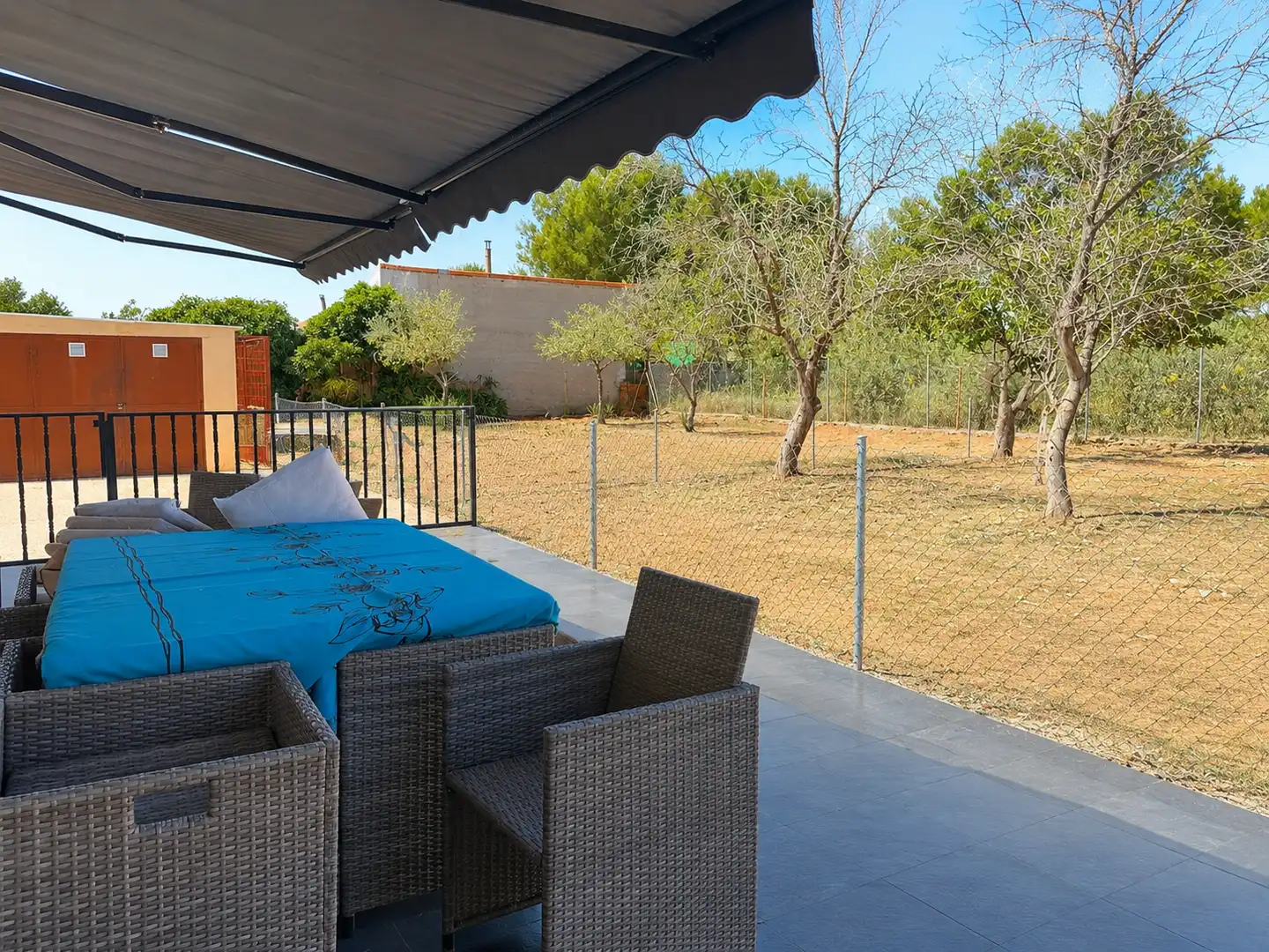 Terraza de Casa o chalet en venta en Nuevo Baztán con Aire acondicionado, Calefacción y Jardín privado