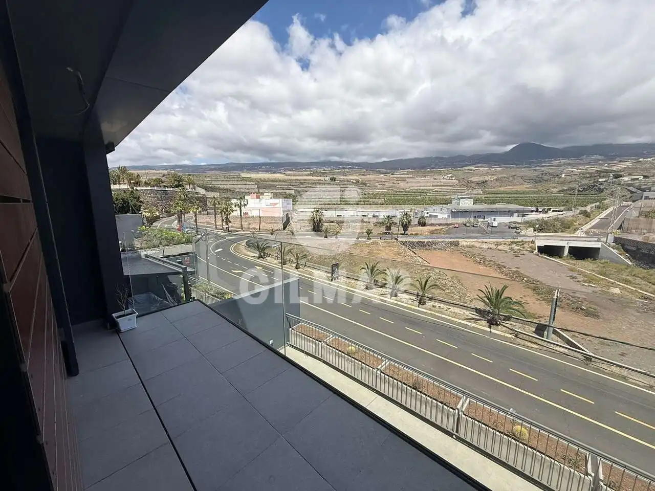Vista exterior de Apartamento en venta en Guía de Isora con Amueblado y Balcón