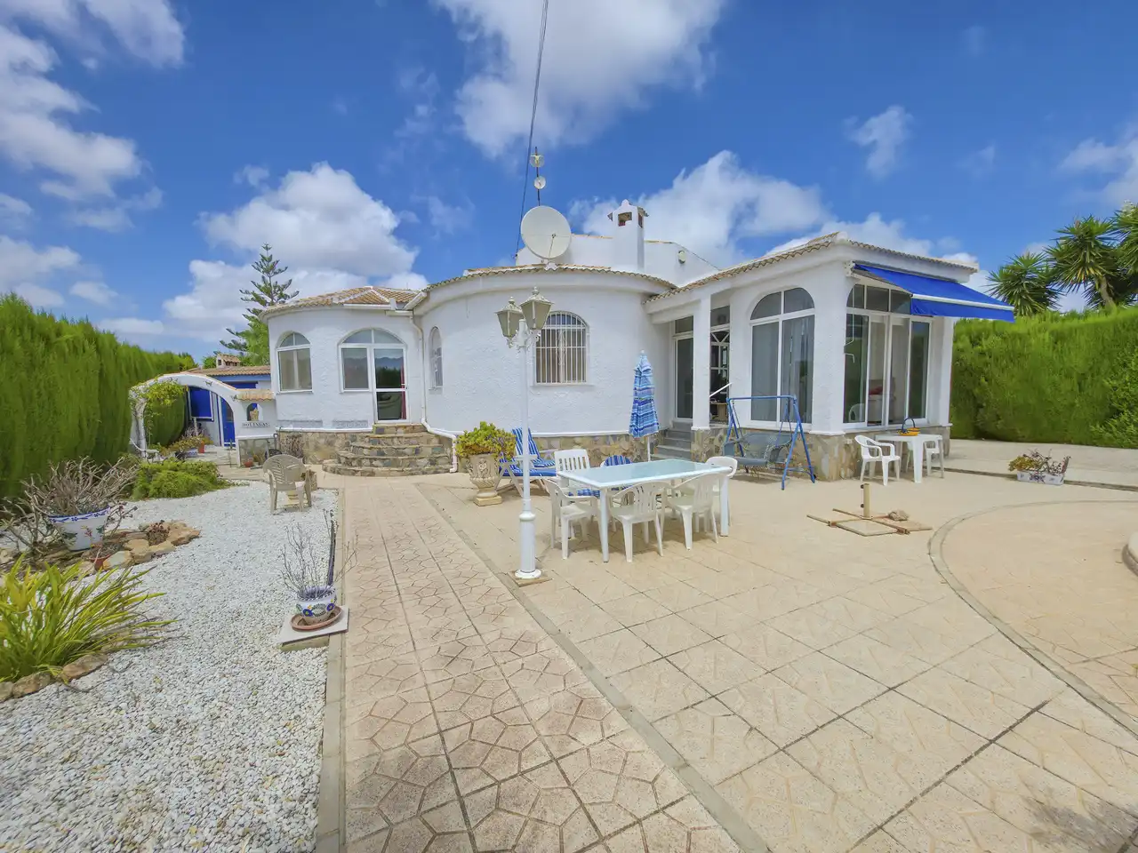 Vista exterior de Casa o xalet en venda en Torrevieja