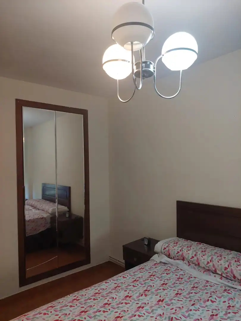 Bedroom of Flat for sale in  Logroño  with Heating, Furnished and Balcony
