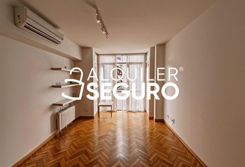 Foto 1 de Pis de lloguer a Del Monte Perdido, San Diego, Madrid