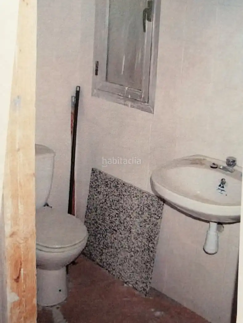 Local comercial en venda a Carrer de Tortosa 34, imagen 3