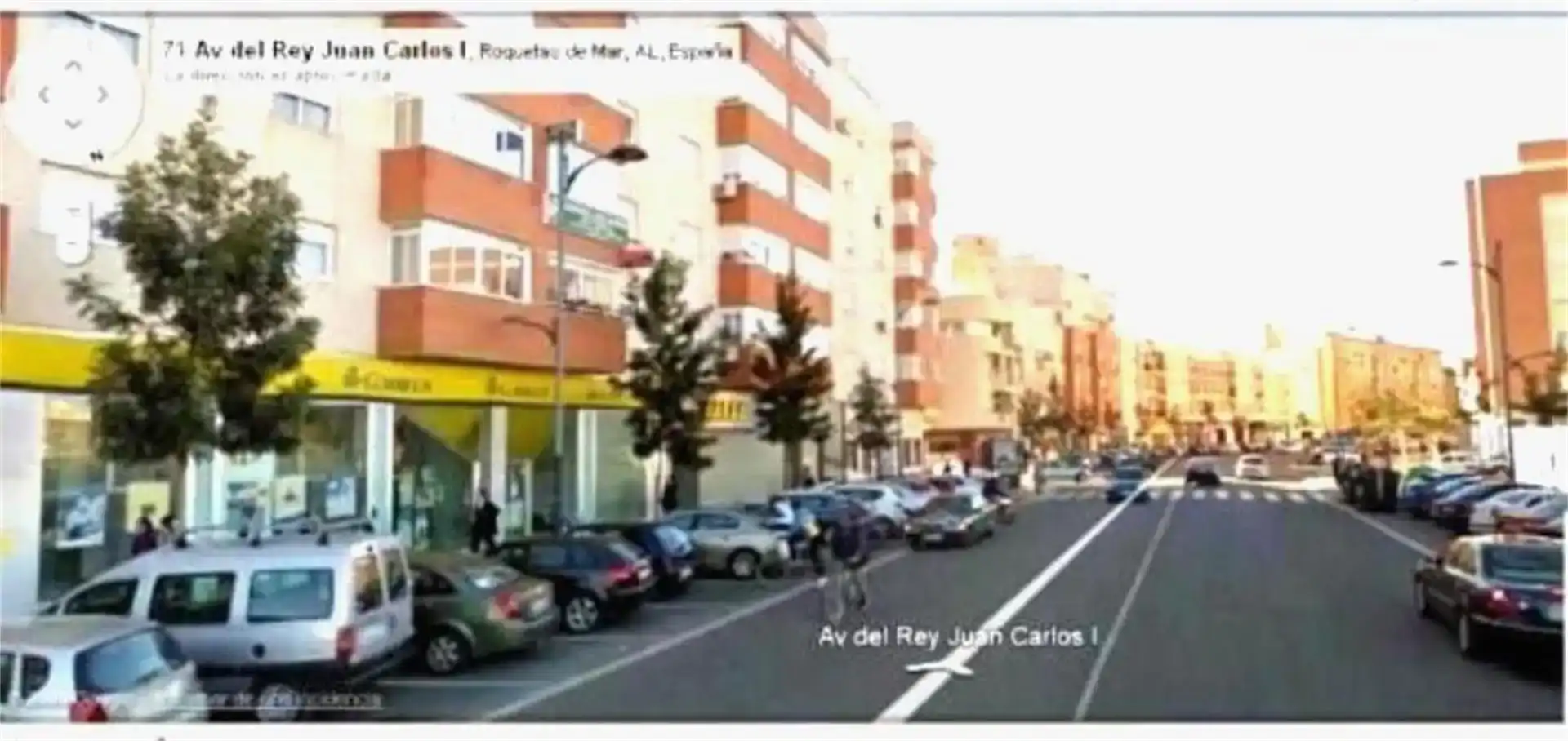Vista exterior de Estudi en venda en Roquetas de Mar amb Aire condicionat