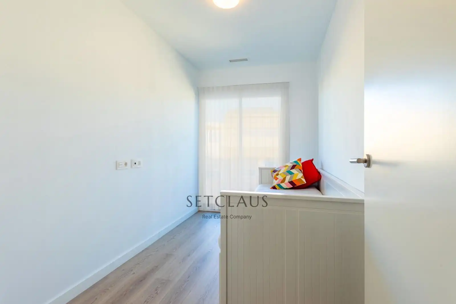 Bedroom of Flat for sale in El Masnou  with Air Conditioner, Heating and Terrace
