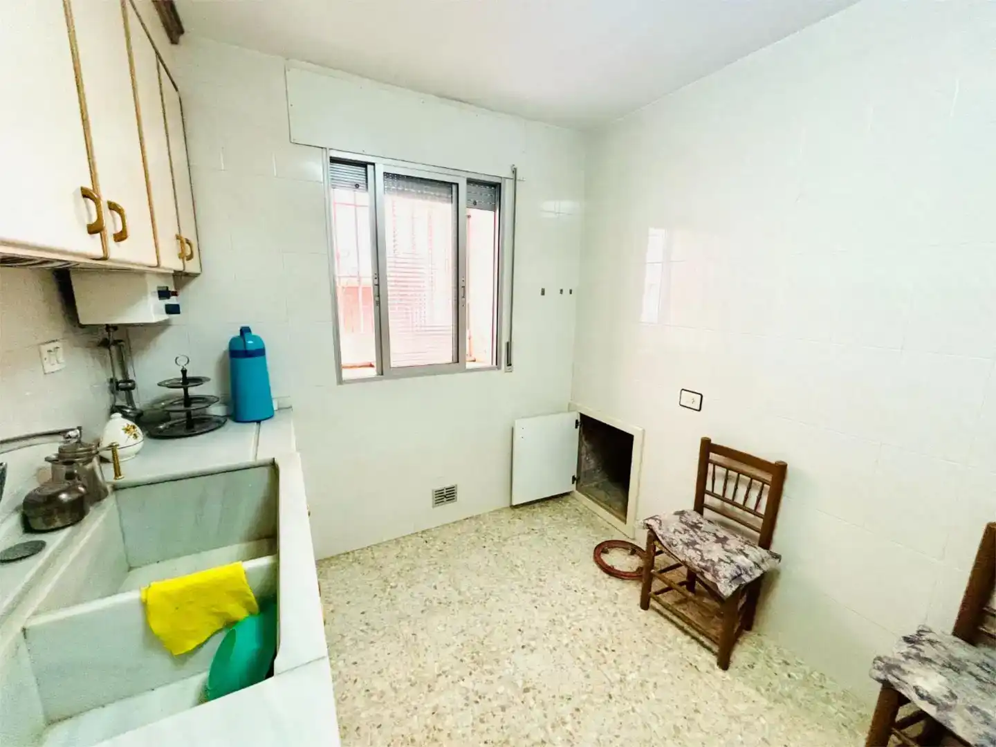 Cocina de Piso en venta en Cedrillas con Trastero, Amueblado y Balcón