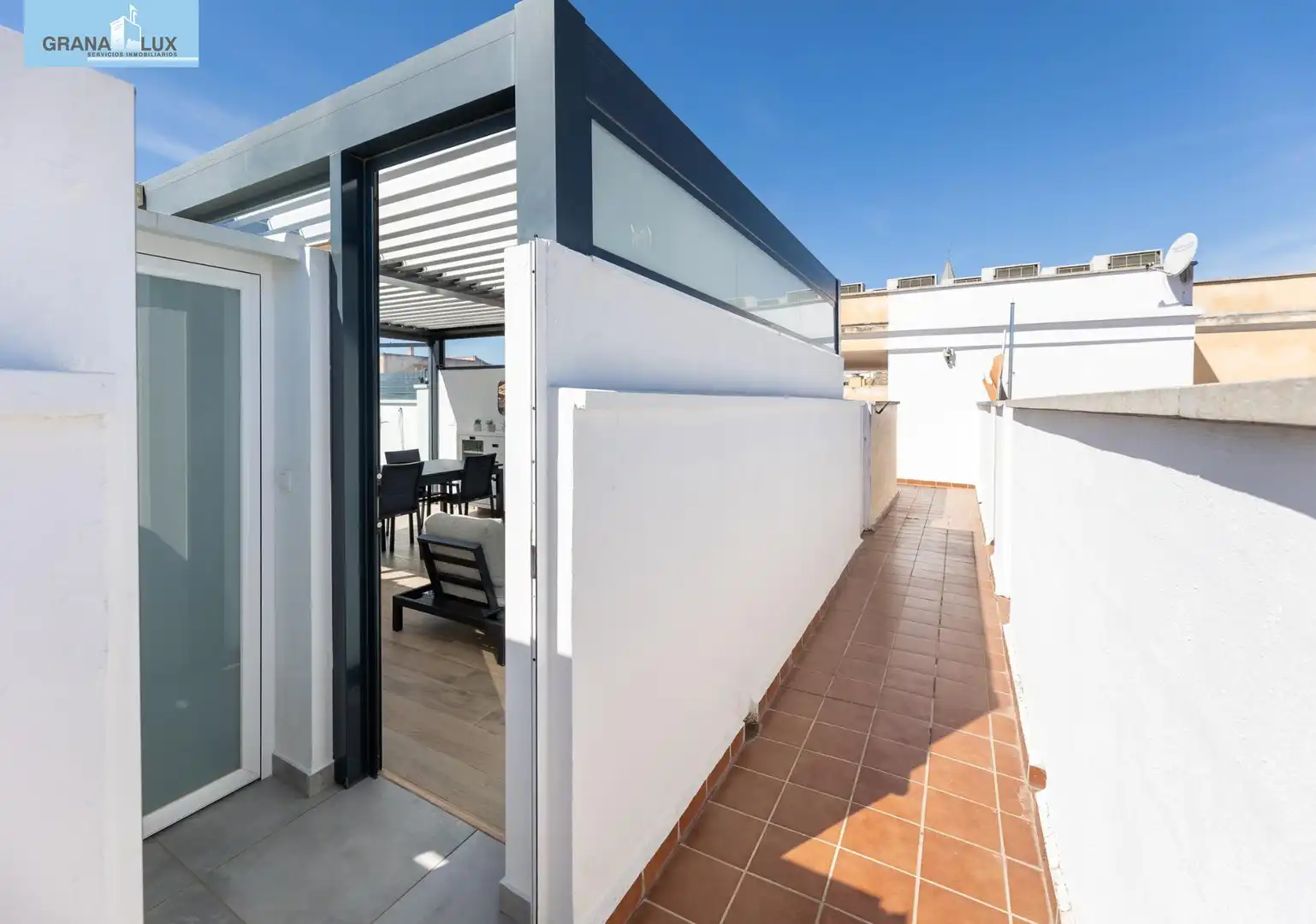 Terrasse von Wohnung zum Verkauf in Las Gabias mit Terrasse, Abstellraum und Gemeinschaftspool