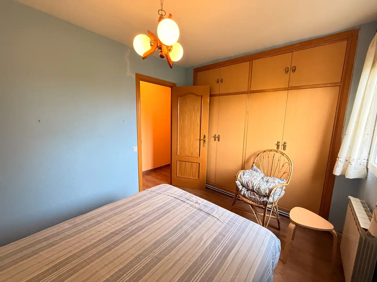 Bedroom of Flat for sale in Madrid  with Heating, Terrace and Storage room