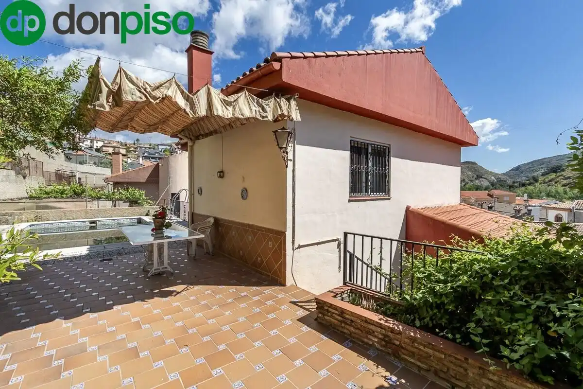 Villa mit Pool zum Verkauf in Calle Brasil, imagen 3